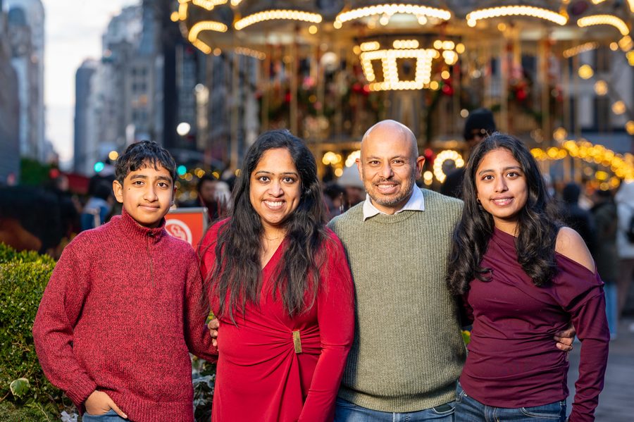 Christmas card portrait photographed by VieKriti in Central New Jersey